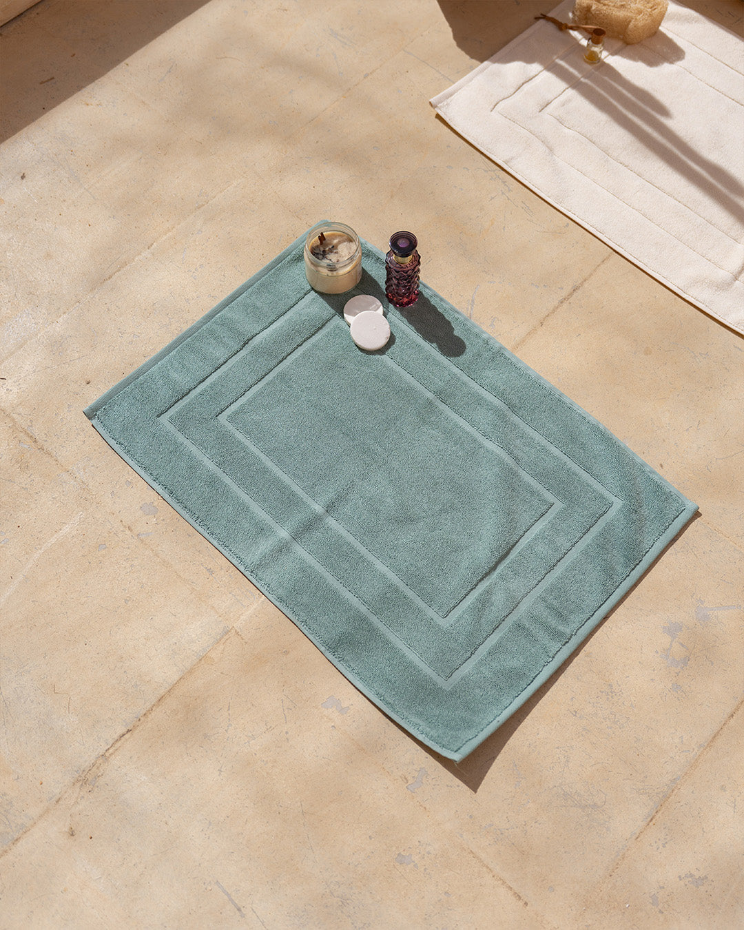 Classic Bath Mat 900 GSM