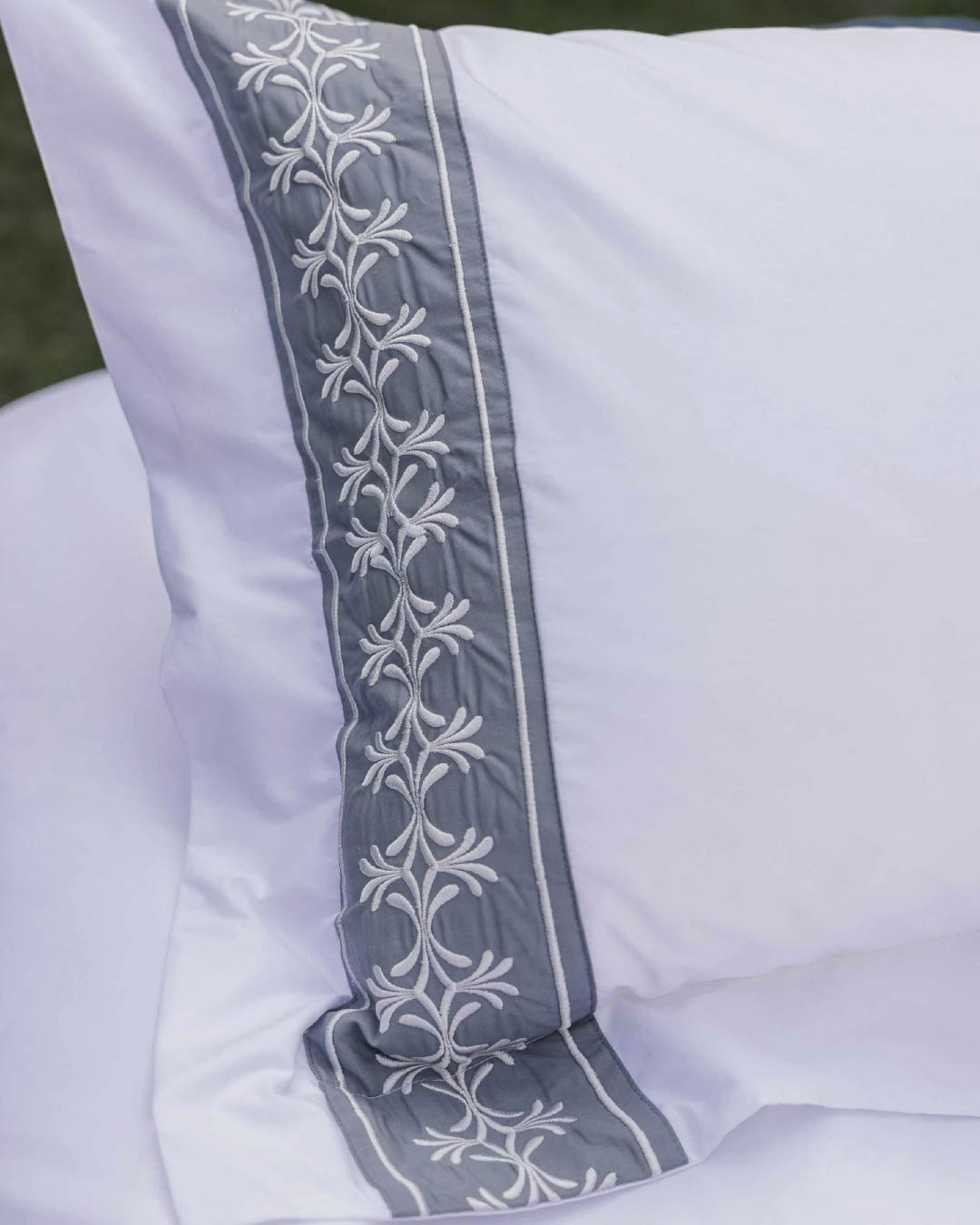 Whispers of Love Bedsheet