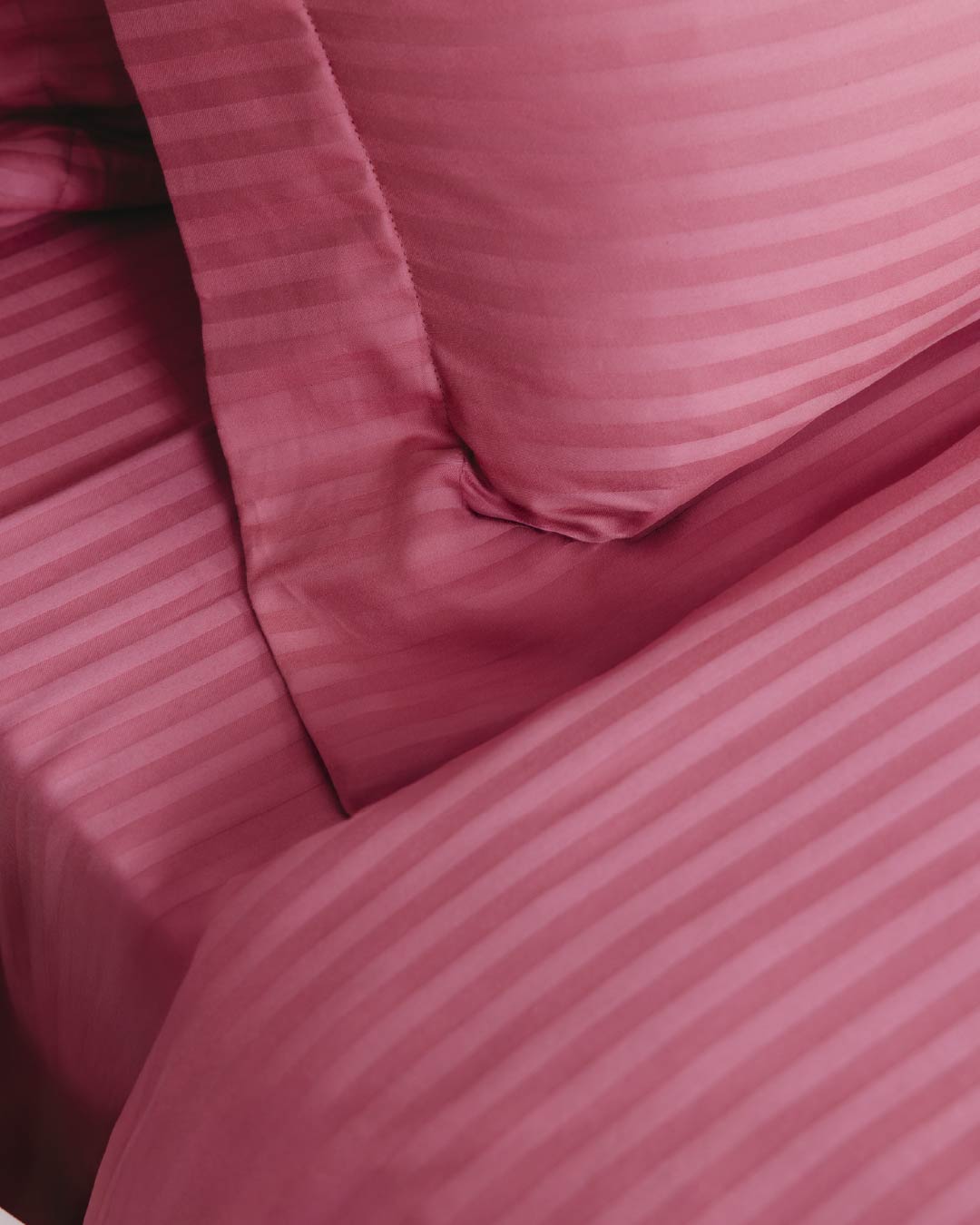 Striped 100% Cotton 300 TC