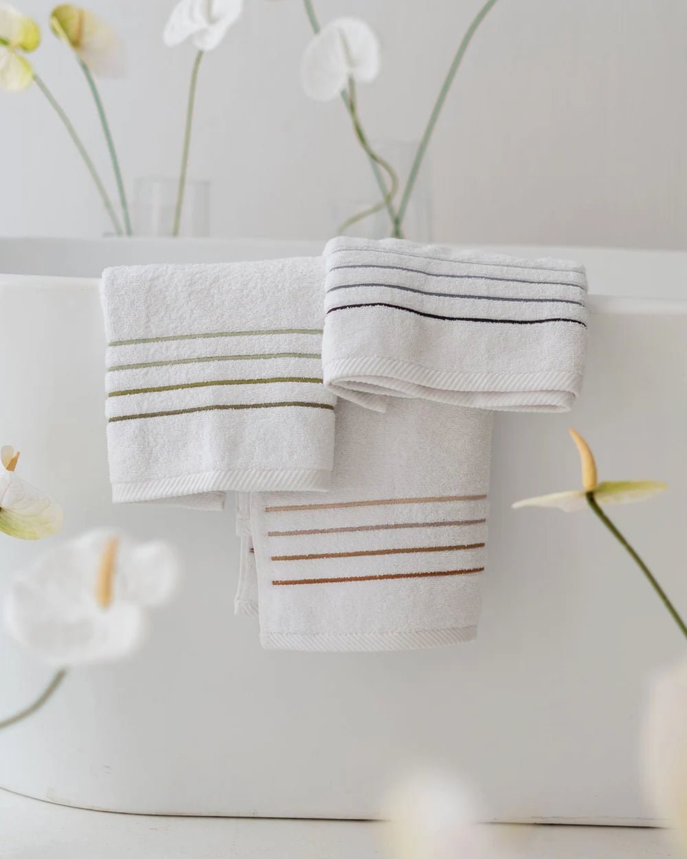 Lines Embroidered Towels (Set of 3)