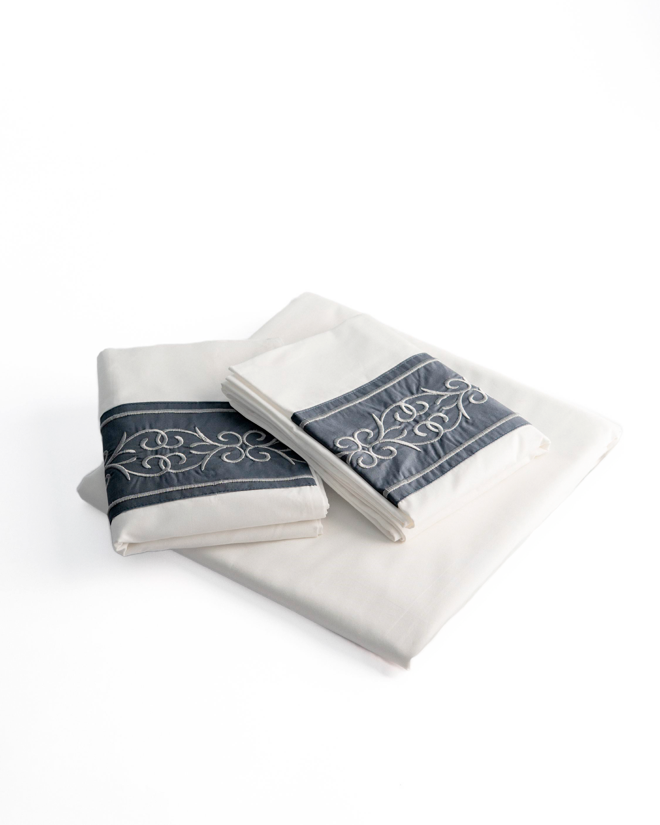 Blush of Love Bedsheet