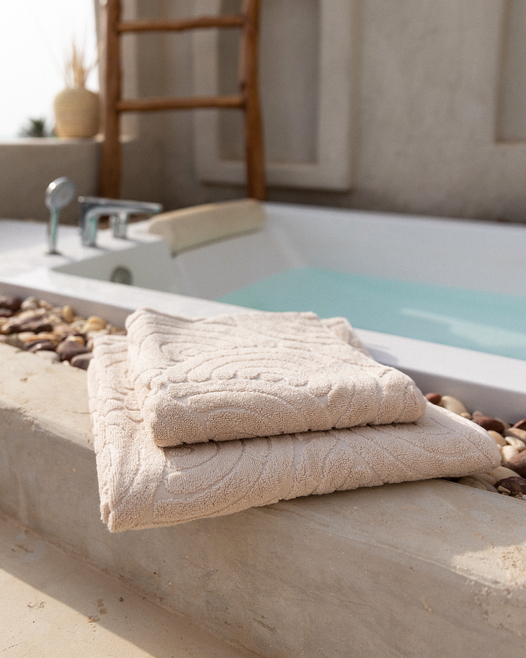 Sunbeam Jacquard Towel 600 GSM