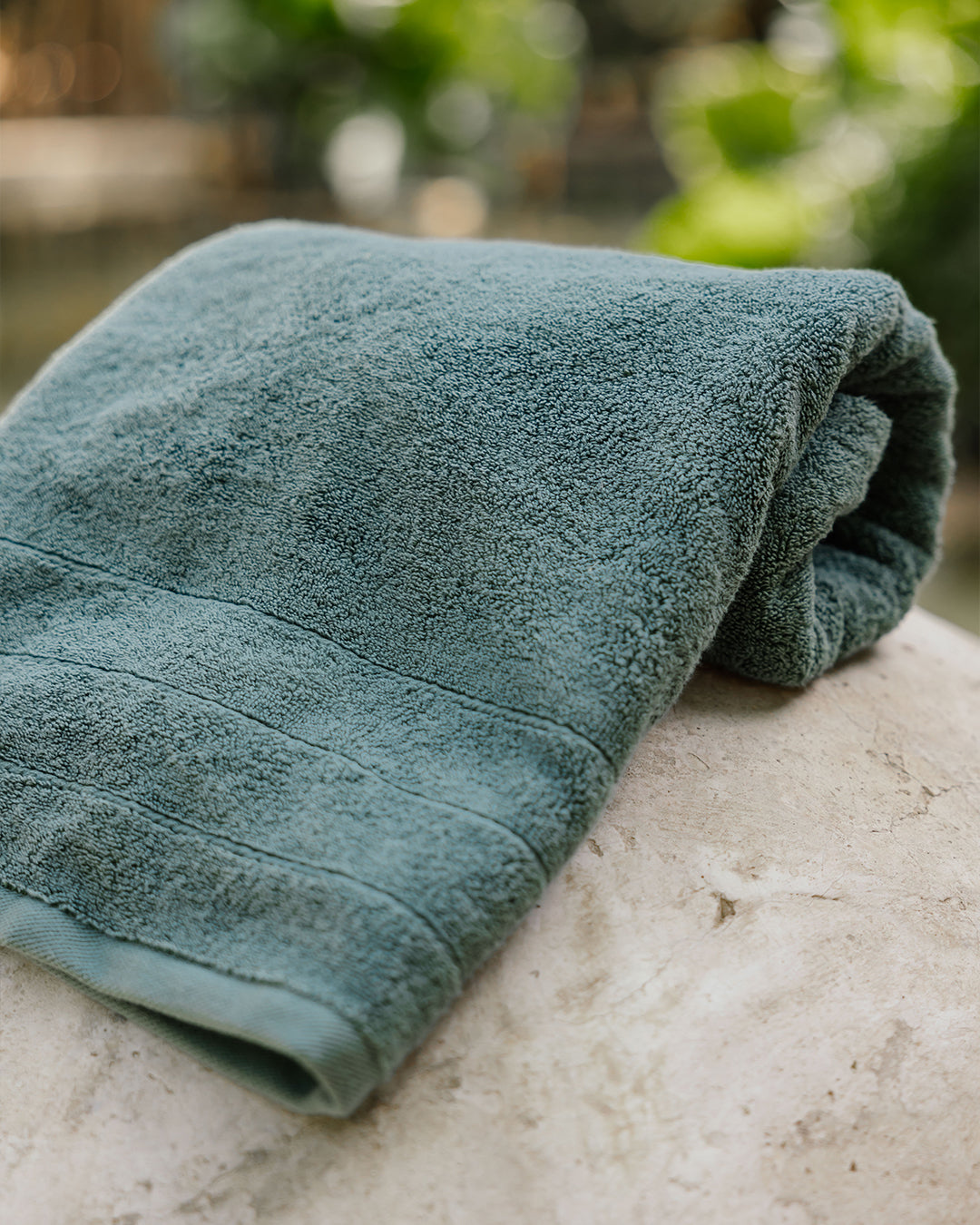 Essential Trim Towel 600 GSM (Outlet)