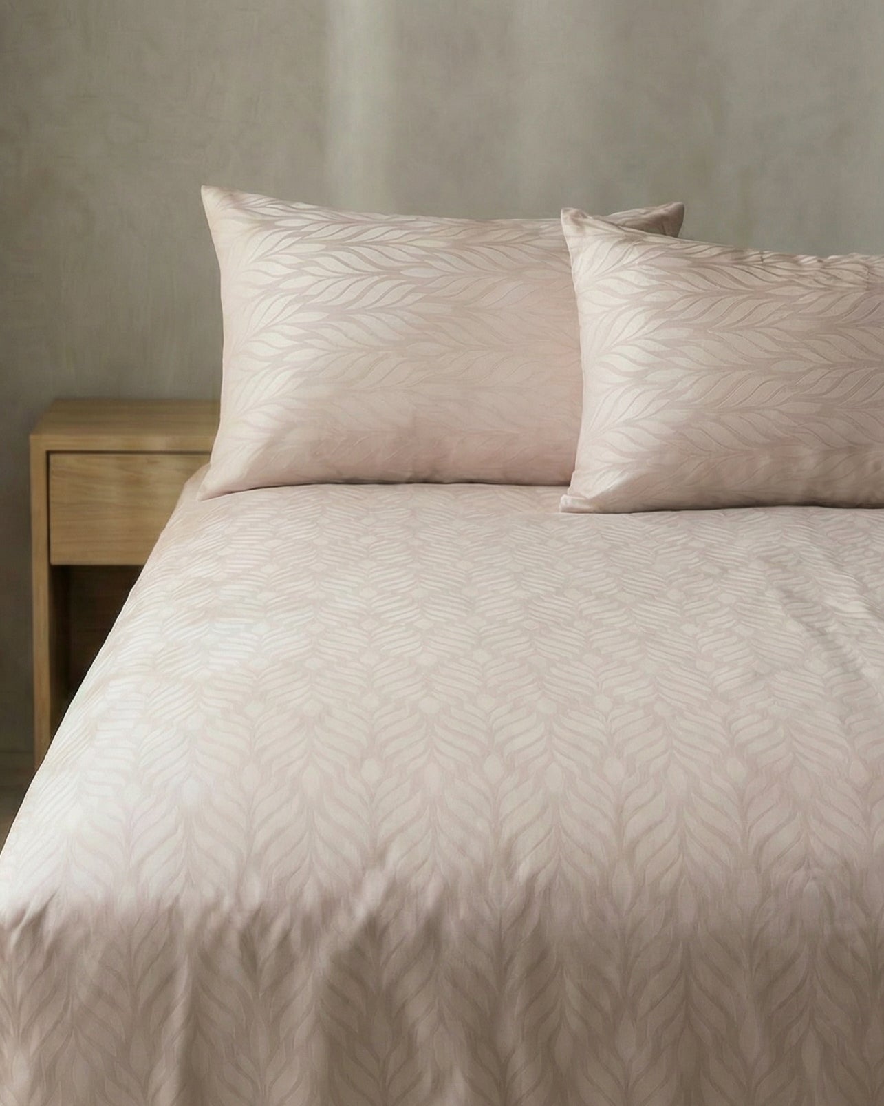Arcadia Jacquard Fitted Bedsheet