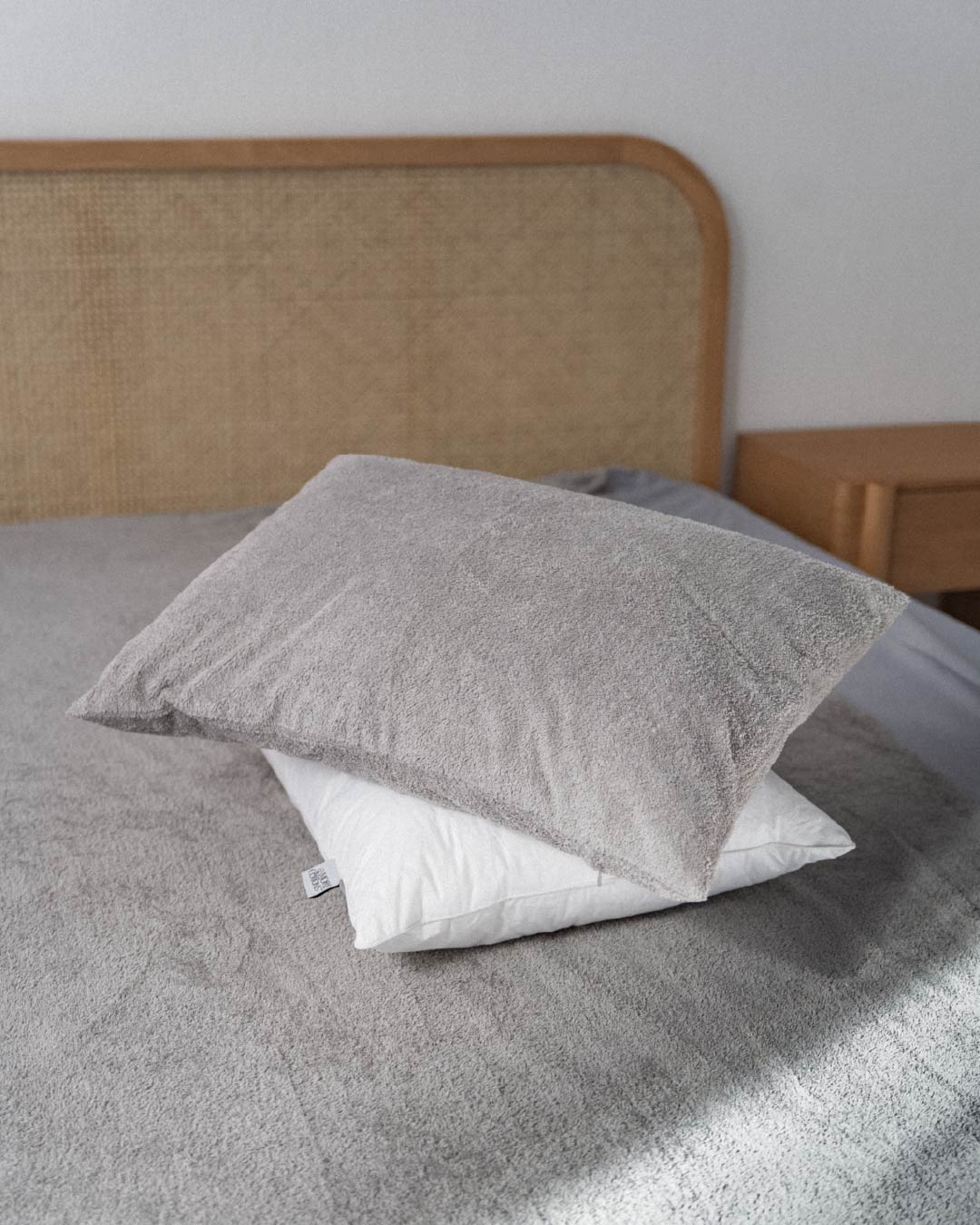 2 Pillow Protectors Set