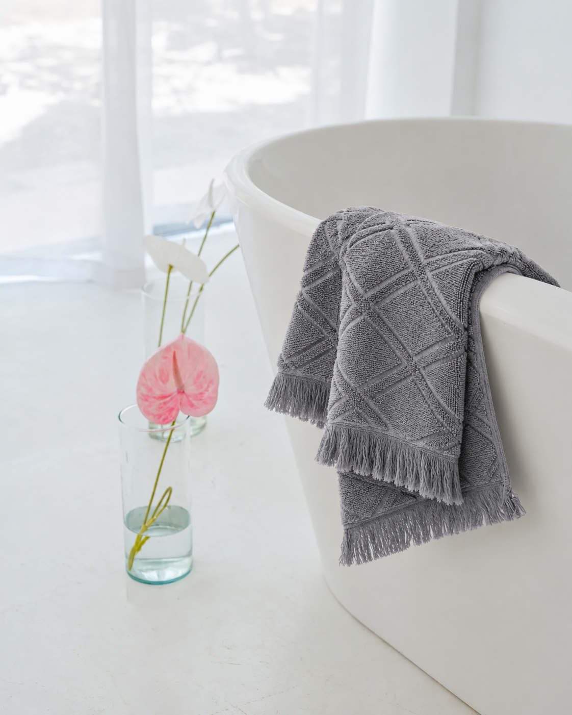 Delight Jacquard Towel 600GSM