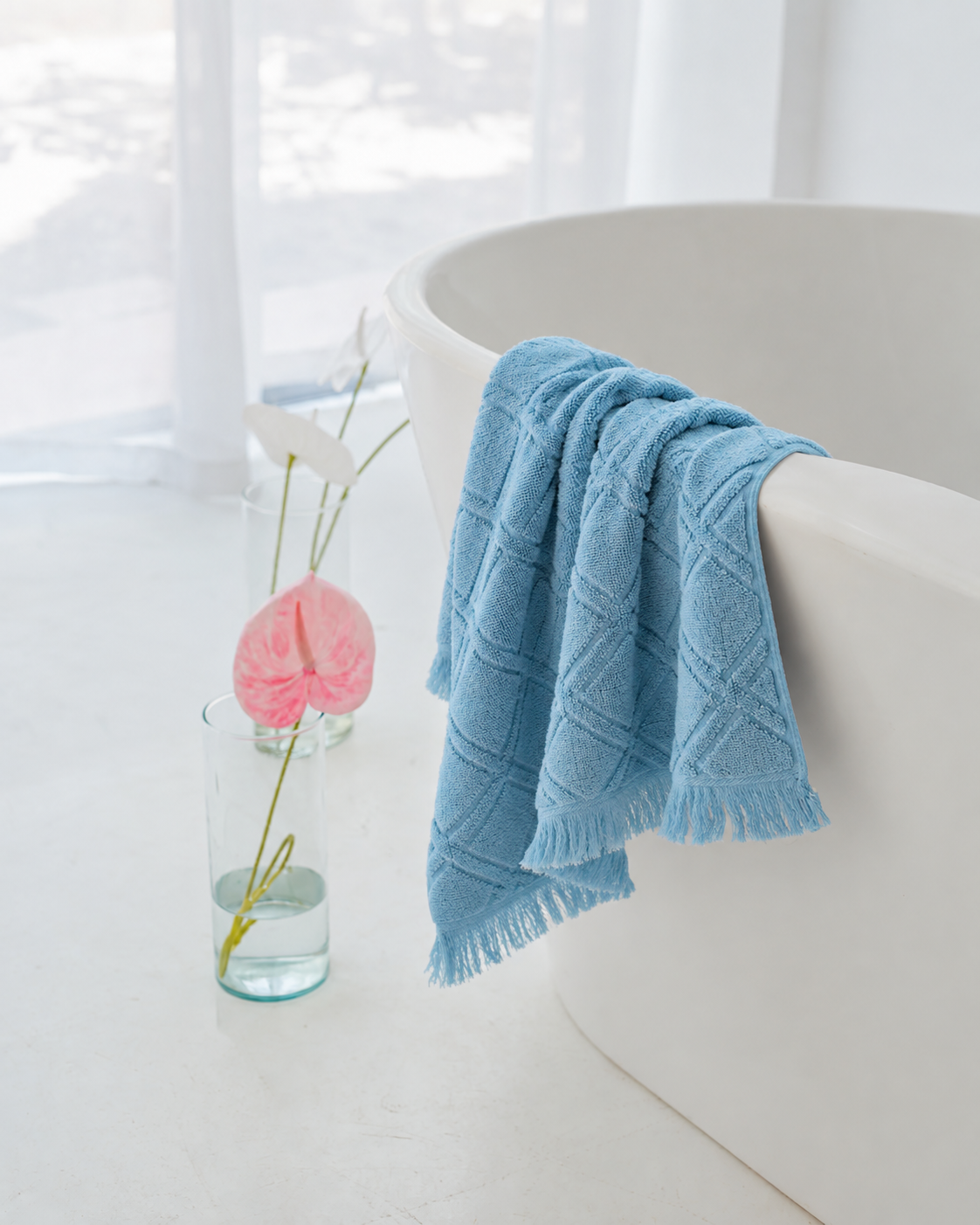 Delight Jacquard Towel 600GSM (Outlet)