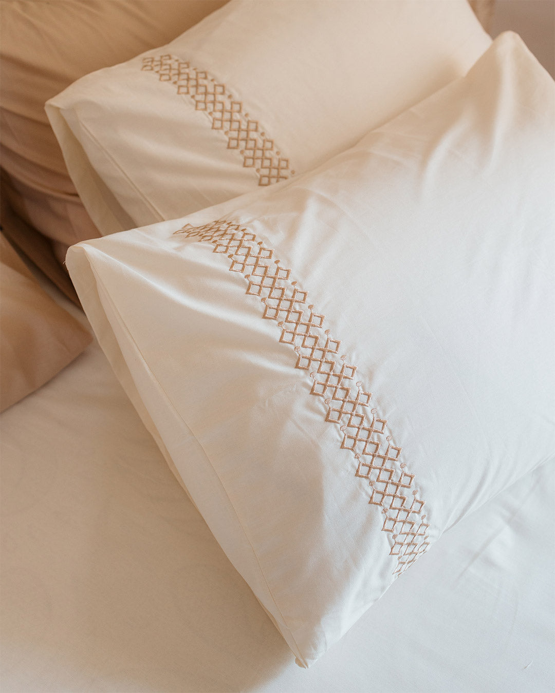 Lace Embroidered Bedsheet