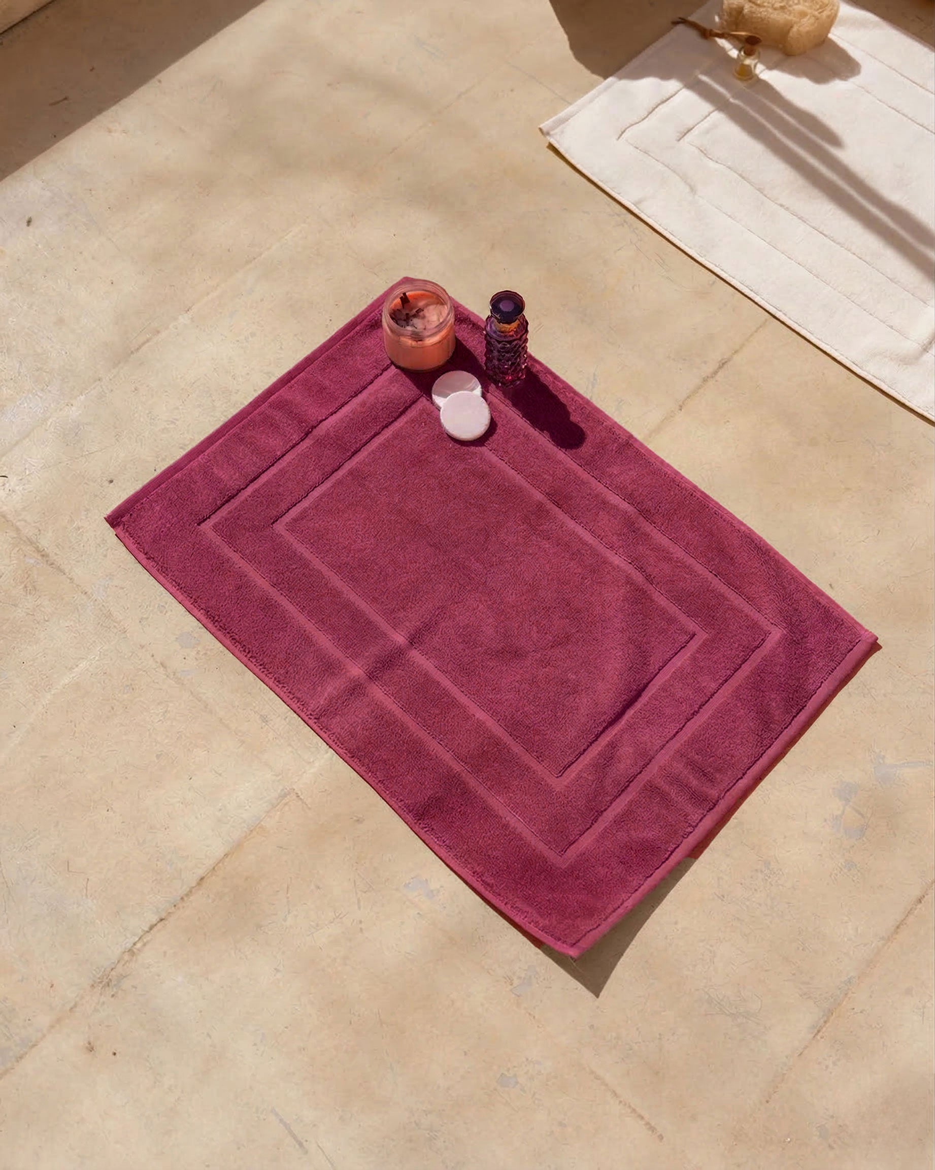 Classic Bath Mat 900 GSM