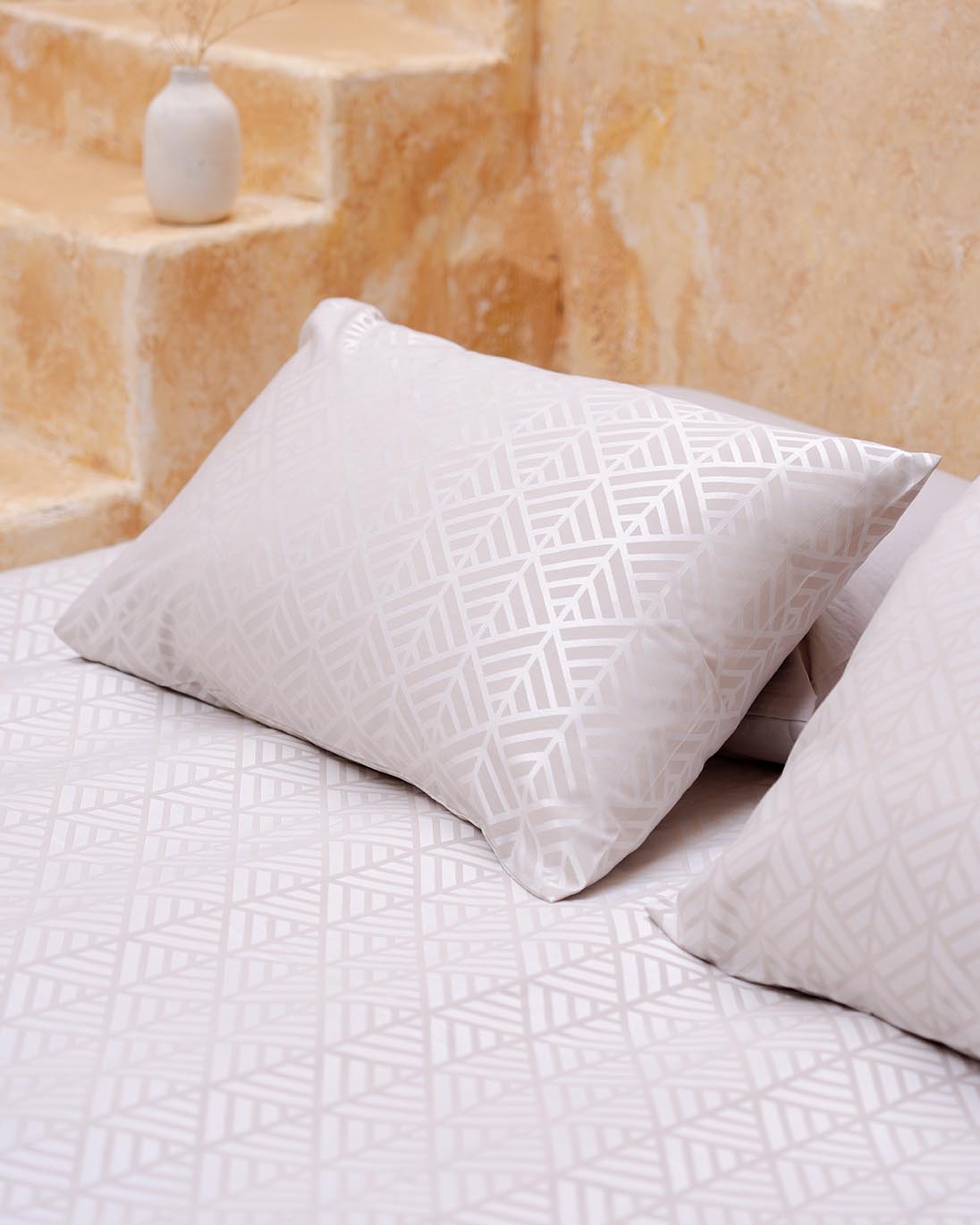 Dune Maze Jacquard Flat Bedsheet