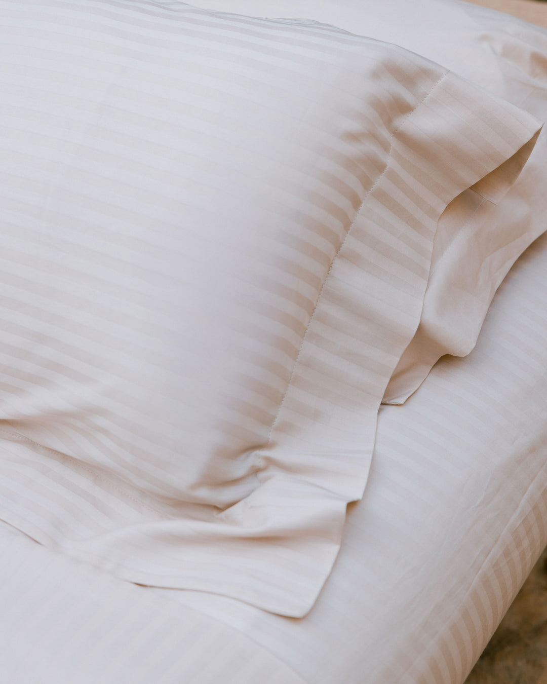 Striped 100% Cotton 300 TC